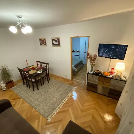 Away - Chic And Cozy Lejlighed *