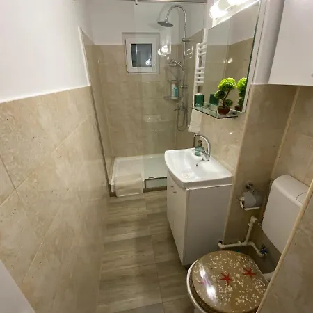Apartmán Away - Chic And Cozy Constanţa