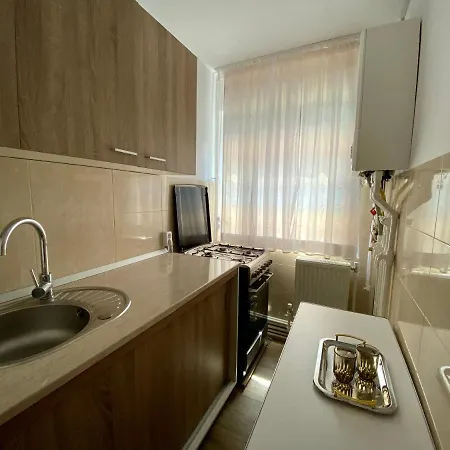 Away - Chic And Cozy Apartment