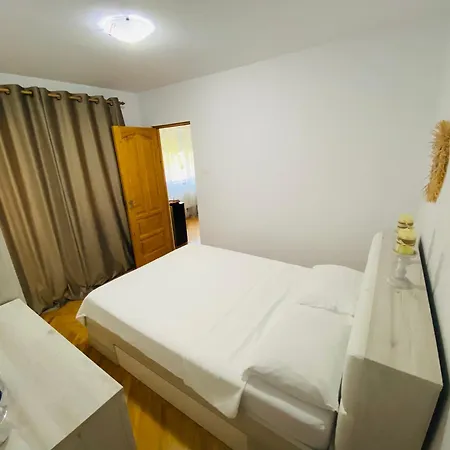 Away - Chic And Cozy *